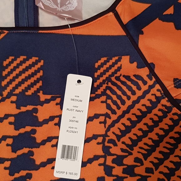 Romeo and Juliet Couture Dress - Picture 4 of 11